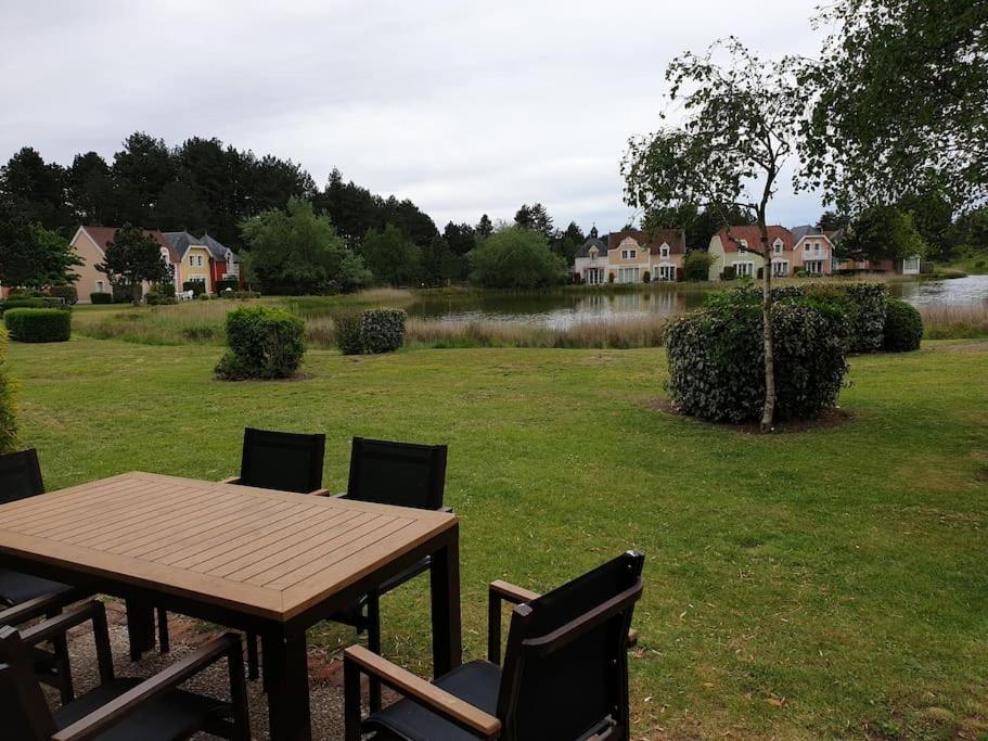 Jolie Maison Sur Golf, Proche Plage, Fort-Mahon エクステリア 写真
